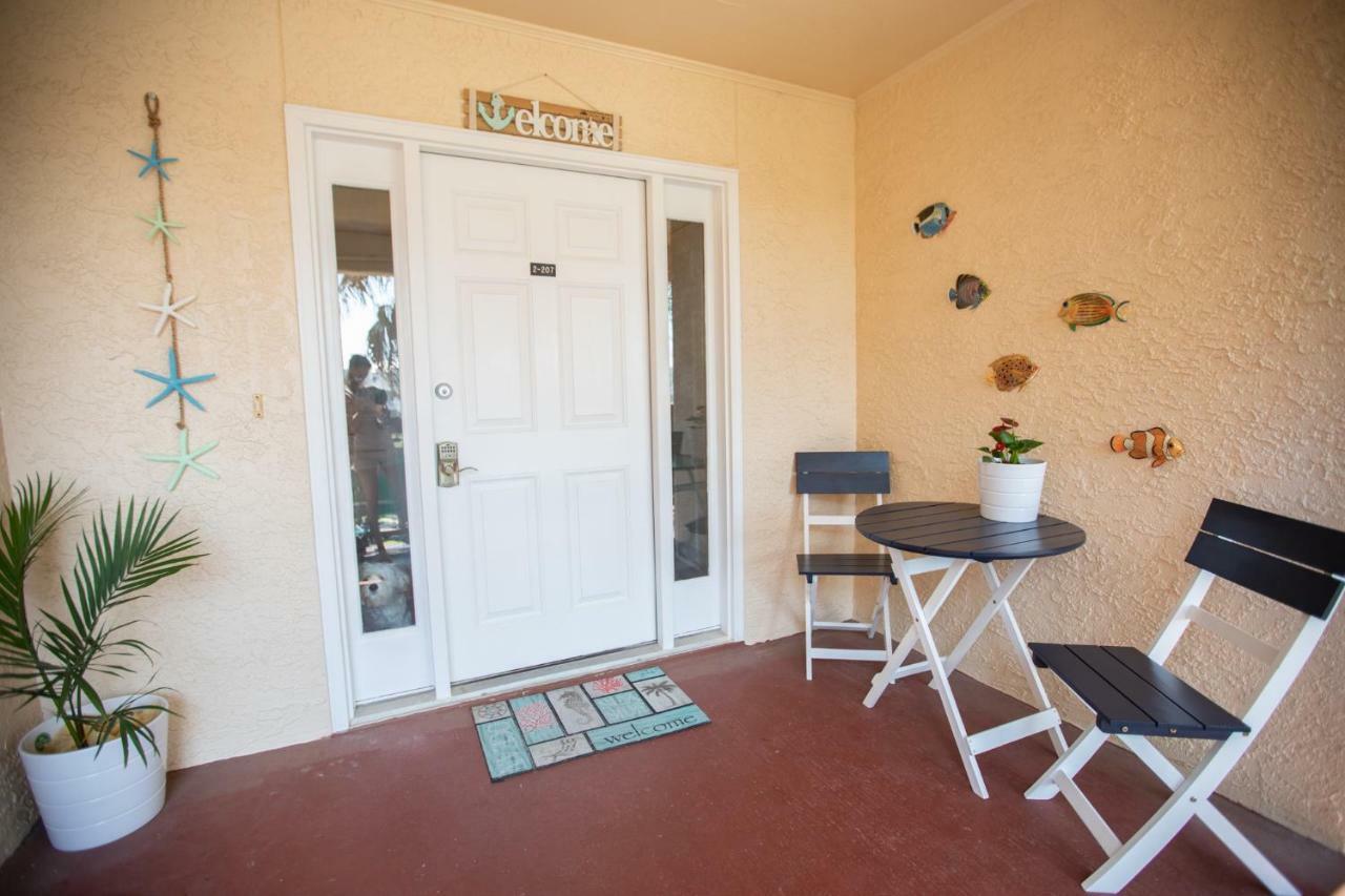 Seashell Escape Apartment Navarre Exterior foto
